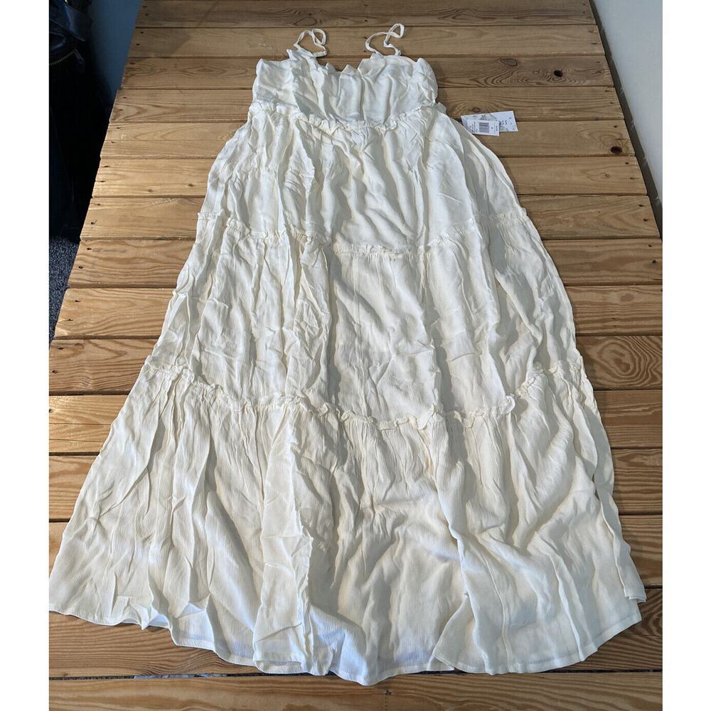 NWT MSRP $44.99 Wild Moss Sleeveless Maxi Dress Medium Ivory Spaghetti Strap